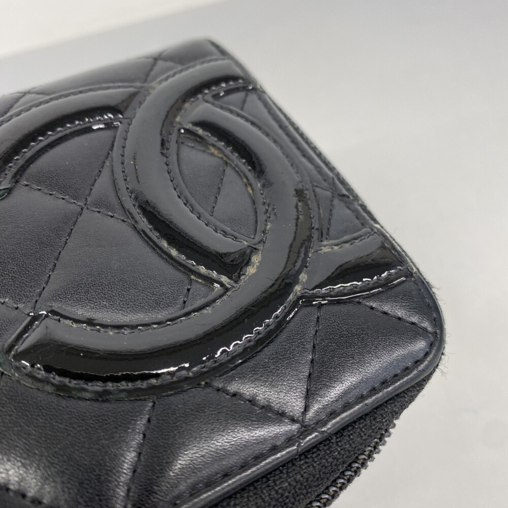 CHANEL Black Lambskin Leather Wallet - Picture 7 of 10